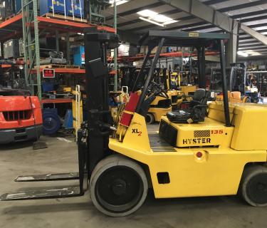 13,500lb Hyster Forklift