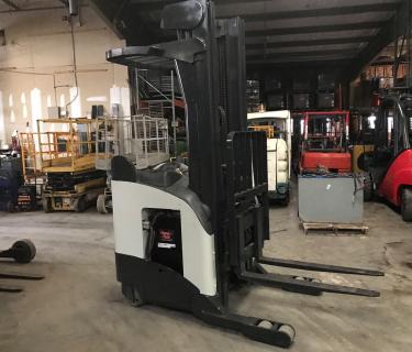 Narrow Isle Forklift