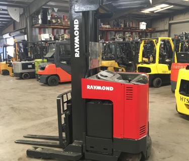 Raymond Reach Forklift Battery And Battery Charger Included Industrial Liquidators Atlanta Area Forklifts Rentals Sales