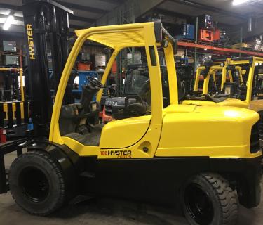 2016 Hyster H100FT 10000lb Pneumatic Diesel Forklift 