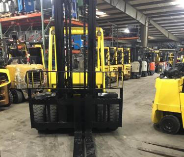 2016 Hyster H100FT 10000lb Pneumatic Diesel Forklift