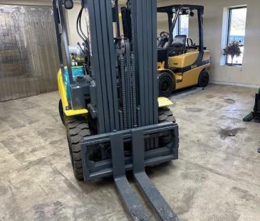 5000LB Komatsu forklift for sale atlanta georgia