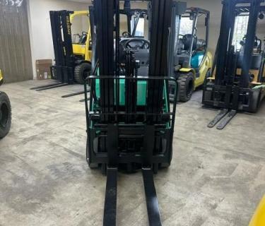 3000lb Mitsubishi forklift for sale Atlanta Georgia