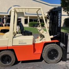 8000lb Nissan Pneumatic Forklift Atlanta Georgia For Sale